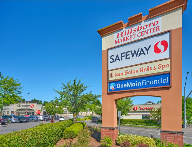 Hillsboro Market Center portfolio of 8 properties for sale on LoopNet.ca - Building Photo - Image 2 of 8