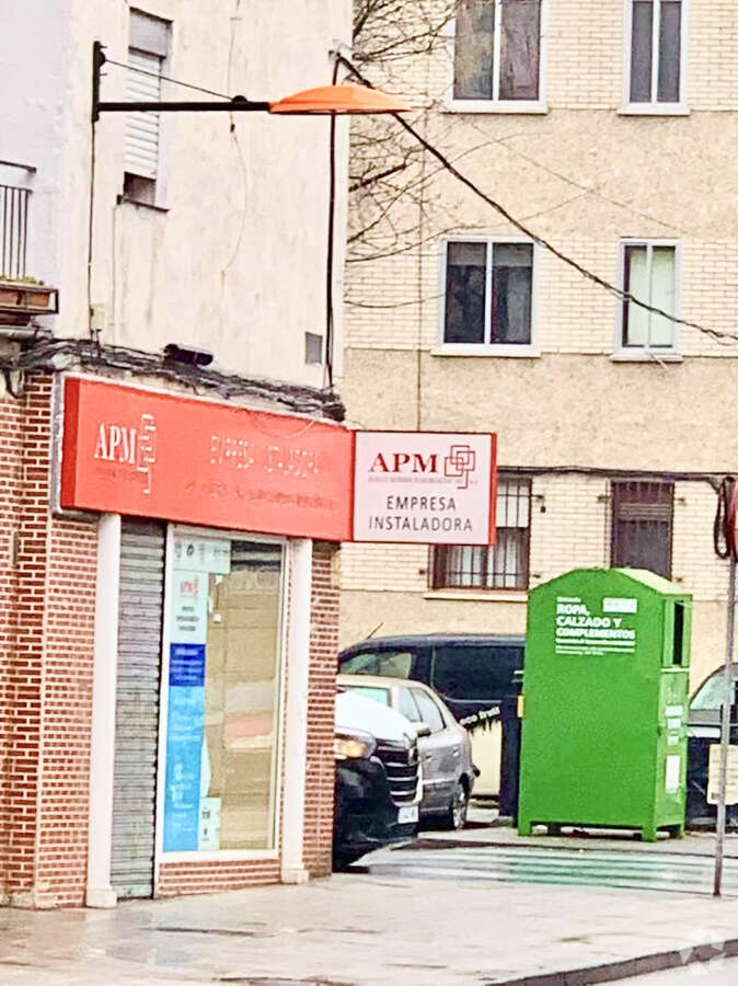 Commerce de détail dans Parla, Madrid à louer Photo intérieure- Image 1 de 2