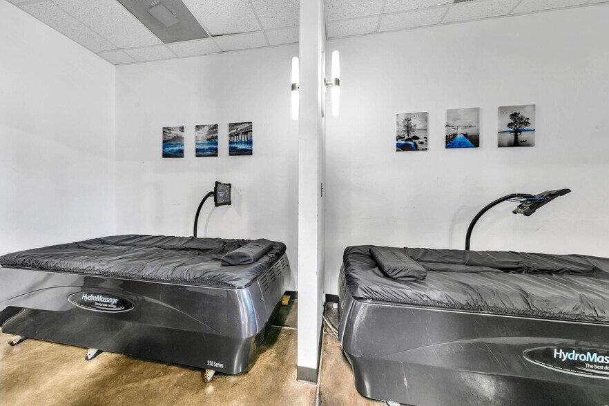 2500 S Ferdon Blvd, Crestview, FL à louer - Photo du bâtiment - Image 3 de 32