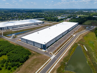 Plus de détails pour 7697 Robinett Way, Canal Winchester, OH - Industriel à louer