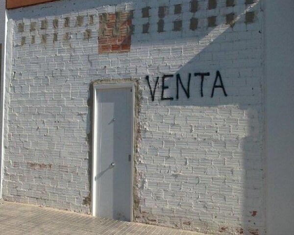 Retail in Córdoba for lease Building Photo- Image 1 of 4