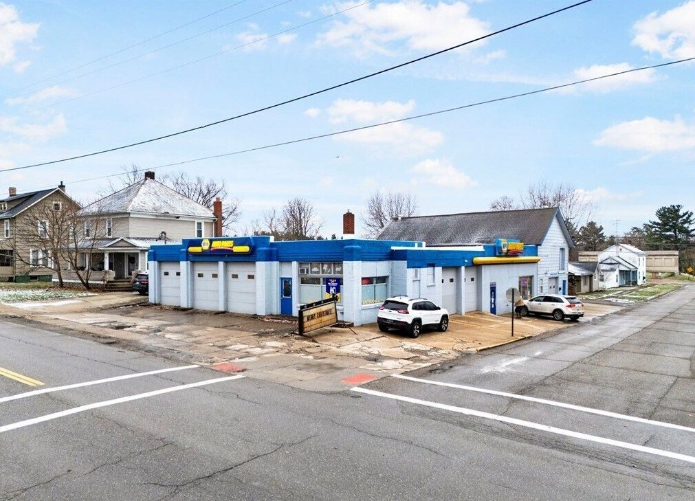 308 E Main St, Carrollton, OH for sale Primary Photo- Image 1 of 2