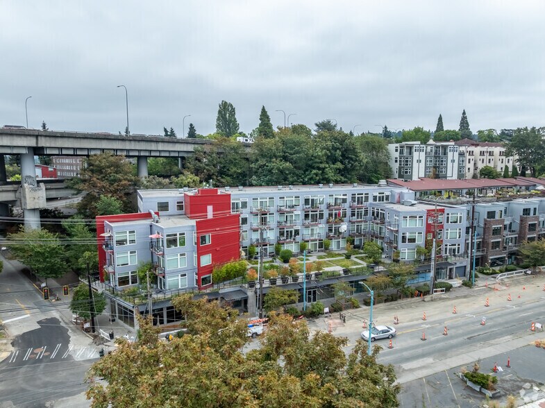 2946-2956 Eastlake Ave E, Seattle, WA à vendre - Photo principale - Image 1 de 14