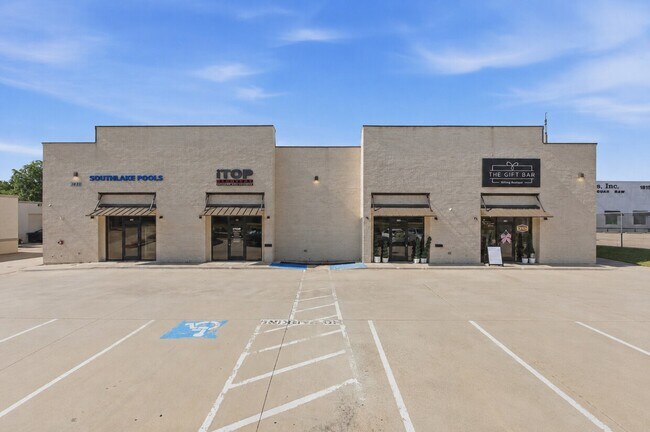 Plus de détails pour 1821-1829 John McCain Rd – Flex à vendre, Colleyville, TX