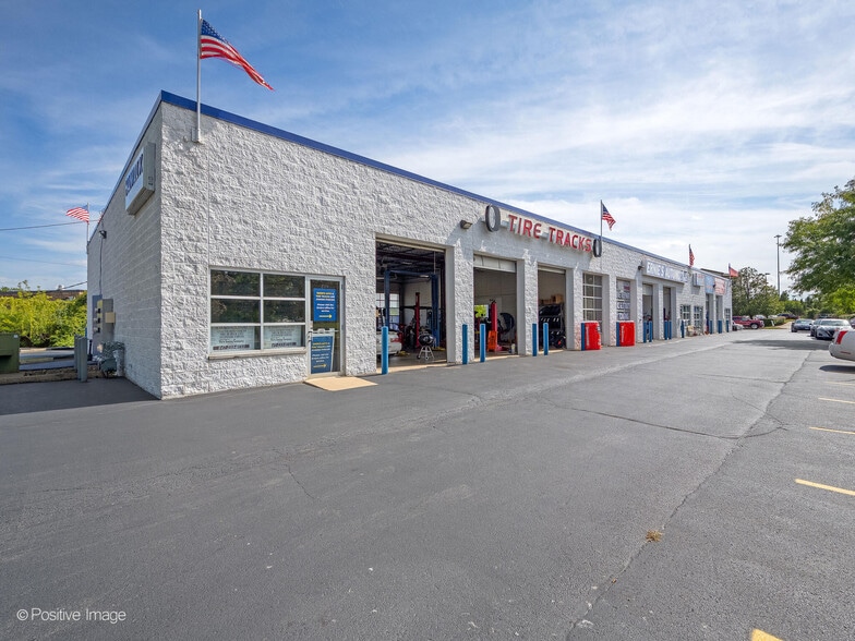 524-530 W Grand Ave, Elmhurst, IL for sale - Building Photo - Image 2 of 27