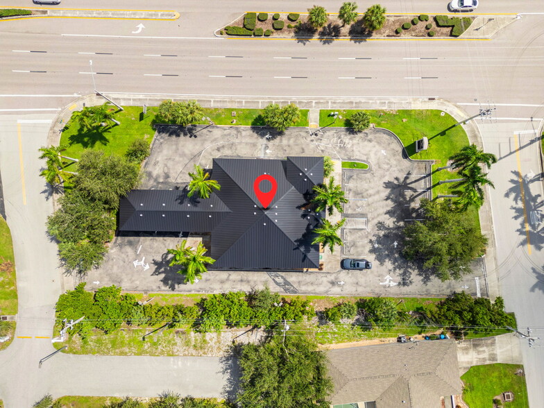 4106 Del Prado Blvd S, Cape Coral, FL à vendre - Photo du b timent - Image 2 de 24