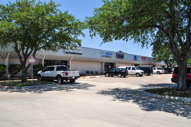 Plus de détails pour 3900 S Hwy 6, College Station, TX - Bureau, Commerce de détail à louer