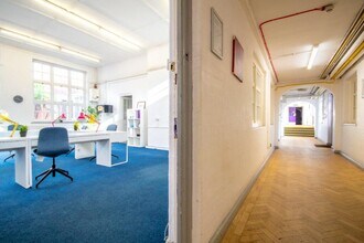 Alexander Rd, St Albans for lease Interior Photo- Image 1 of 3