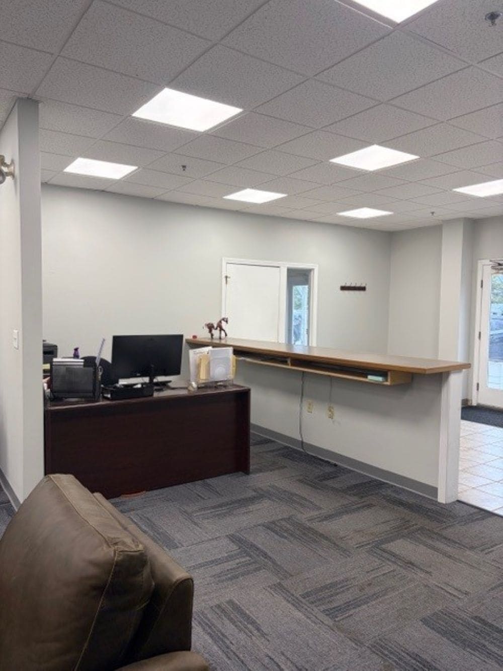 38 R Merrimac St, Newburyport, MA for lease Interior Photo- Image 1 of 11