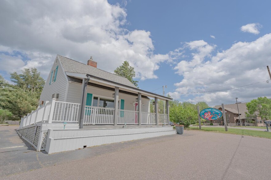 8608 Highway 51, Minocqua, WI for sale - Building Photo - Image 1 of 1