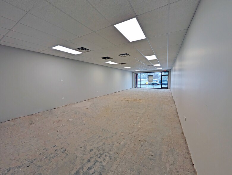 2761-2793 Black Rd, Joliet, IL à louer - Photo du bâtiment - Image 3 de 7
