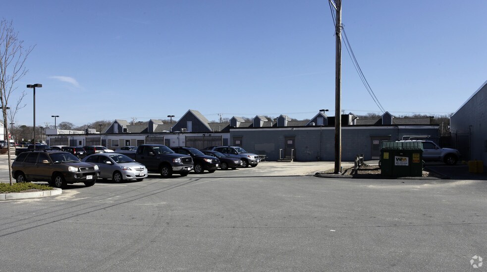 1090-1096 Route 29, South Yarmouth, MA à louer - Photo du bâtiment - Image 3 de 5