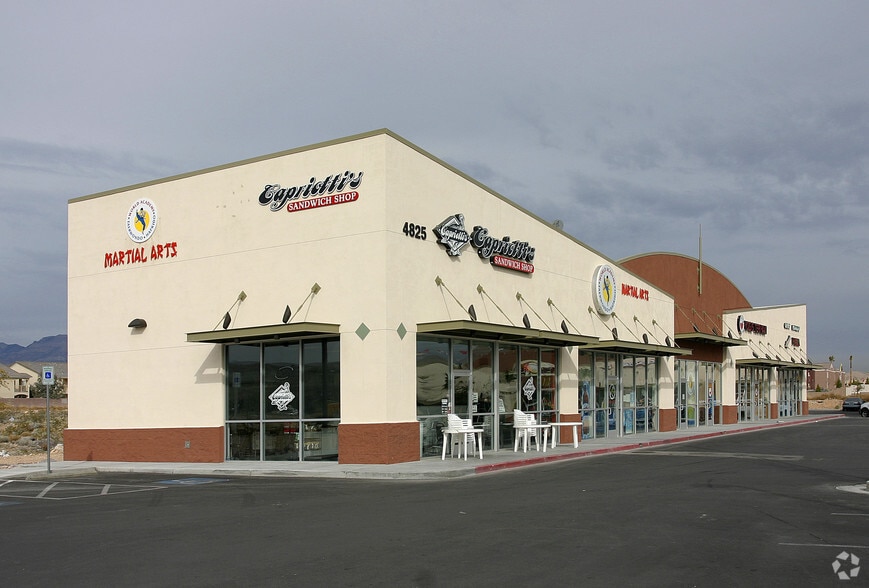 4825 S Fort Apache Rd, Las Vegas, NV à louer - Photo du bâtiment - Image 2 de 27
