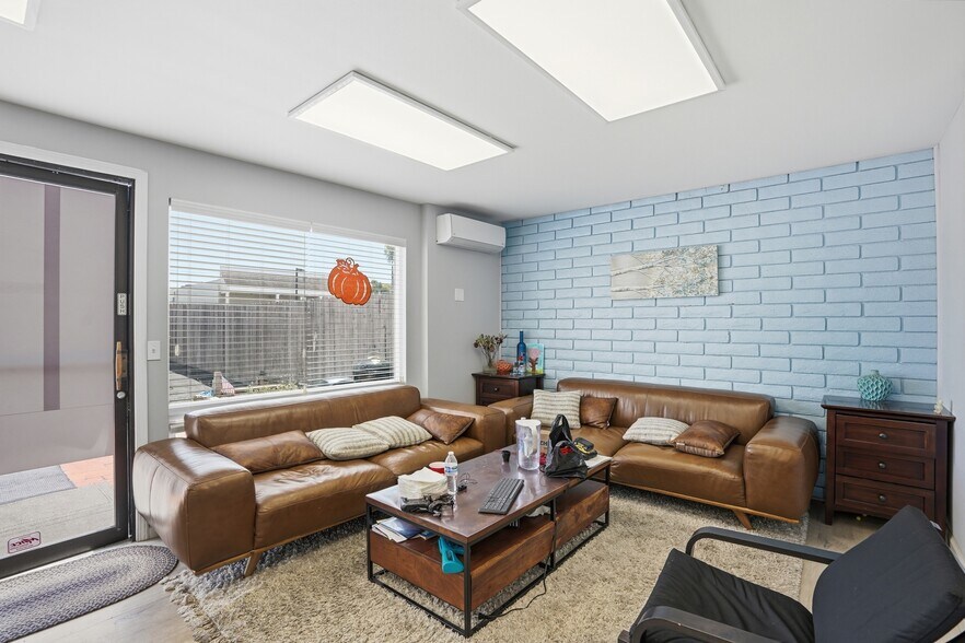 2141 10th St, Los Osos, CA à vendre - Photo intérieure - Image 3 de 17
