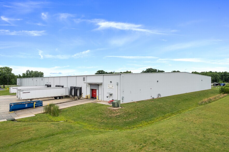 1515 Cravens Rd, Poplar Bluff, MO à vendre - Photo du bâtiment - Image 3 de 9