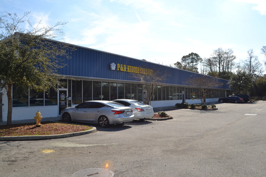 10663 Monaco Dr, Jacksonville, FL for lease - Building Photo - Image 3 of 6