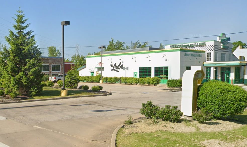 7834 Reynolds Rd, Mentor, OH for sale - Building Photo - Image 3 of 7