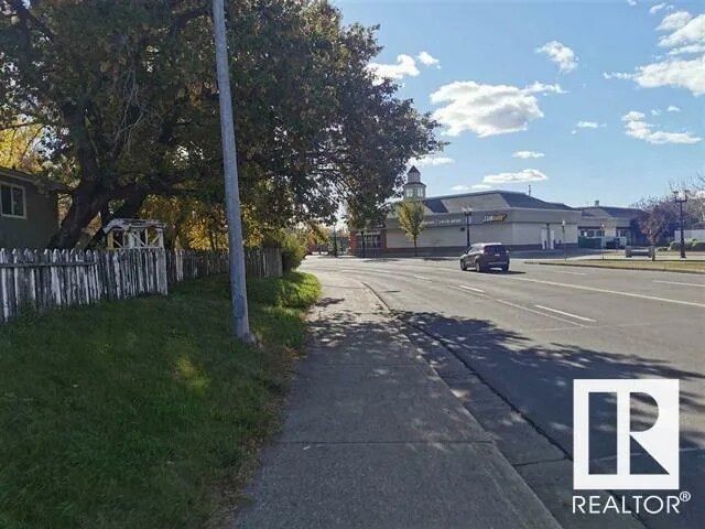 11817-11837 Fort Rd NW, Edmonton, AB à vendre - Autre - Image 3 de 4