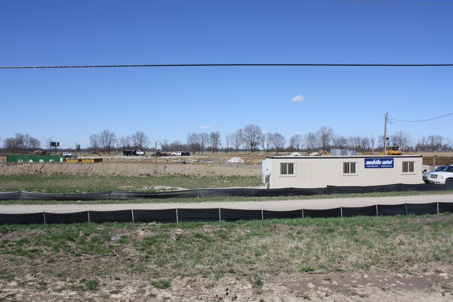 13 CR & W 800, Pendleton, IN for sale - Building Photo - Image 3 of 5
