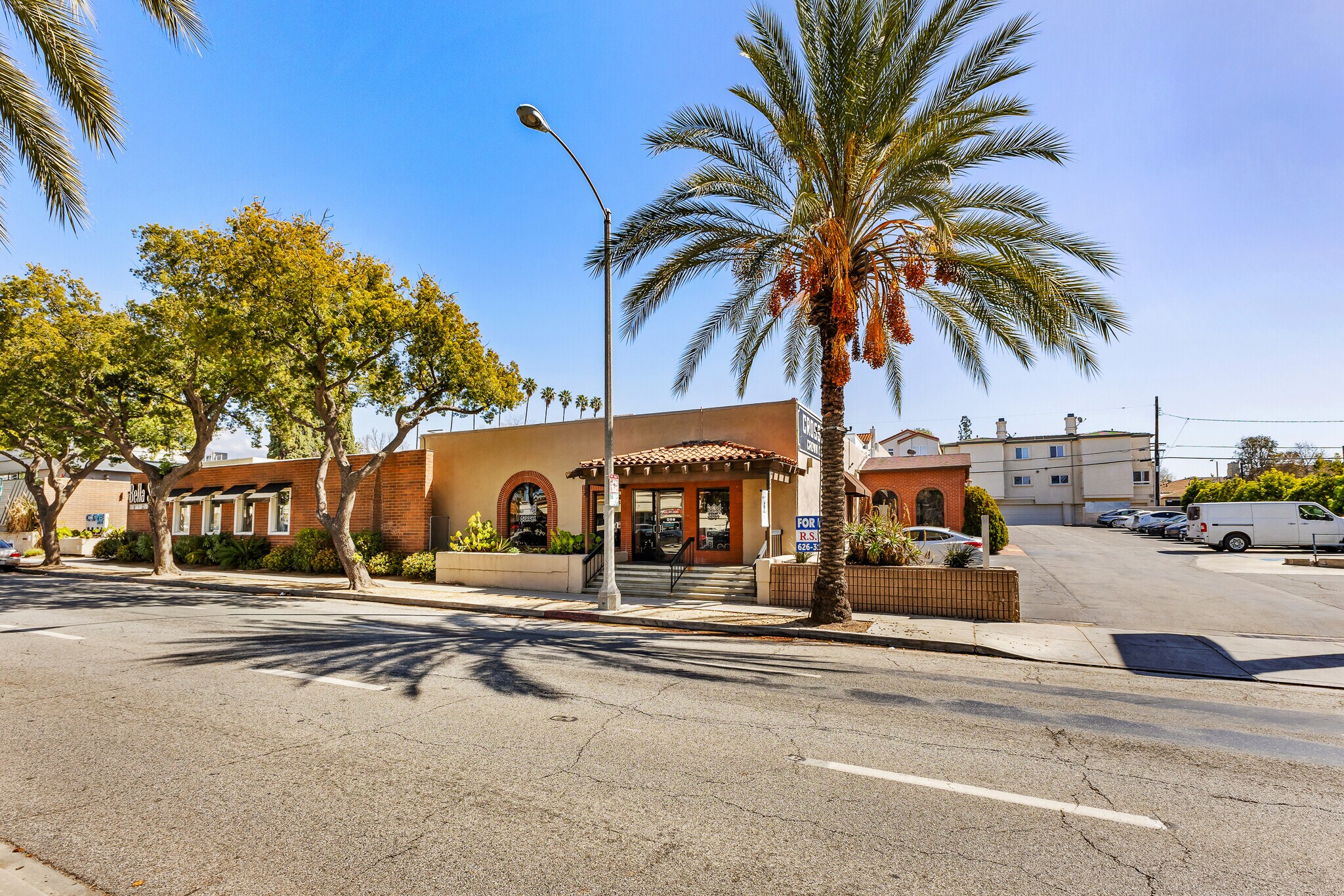 770-780 S Arroyo Park, Pasadena, CA à vendre Photo du bâtiment- Image 1 de 1