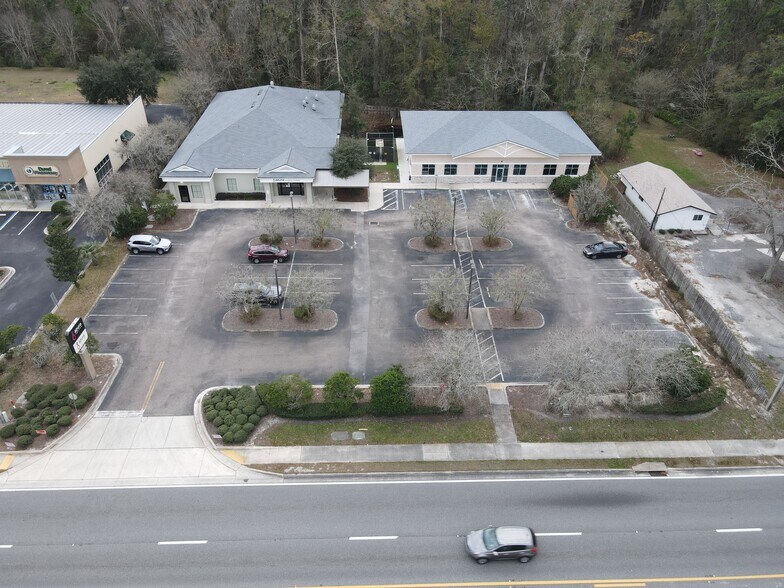 2416 Dunn Ave, Jacksonville, FL à louer - Photo du bâtiment - Image 3 de 8