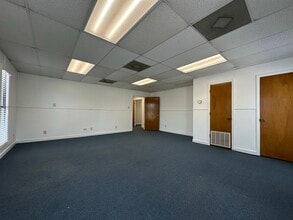 1620 Dean Forest Rd, Savannah, GA for lease Interior Photo- Image 1 of 13