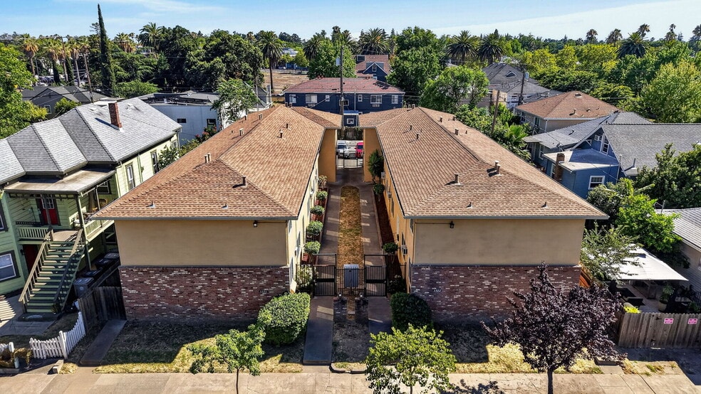 3322 Y St, Sacramento, CA for sale - Building Photo - Image 3 of 11