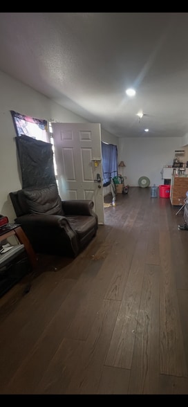 2079 N E St, San Bernardino, CA for sale - Building Photo - Image 3 of 5