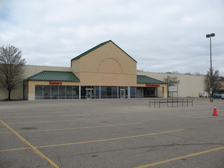 601-637 Central Ctr, Chillicothe, OH à louer - Photo du bâtiment - Image 2 de 7