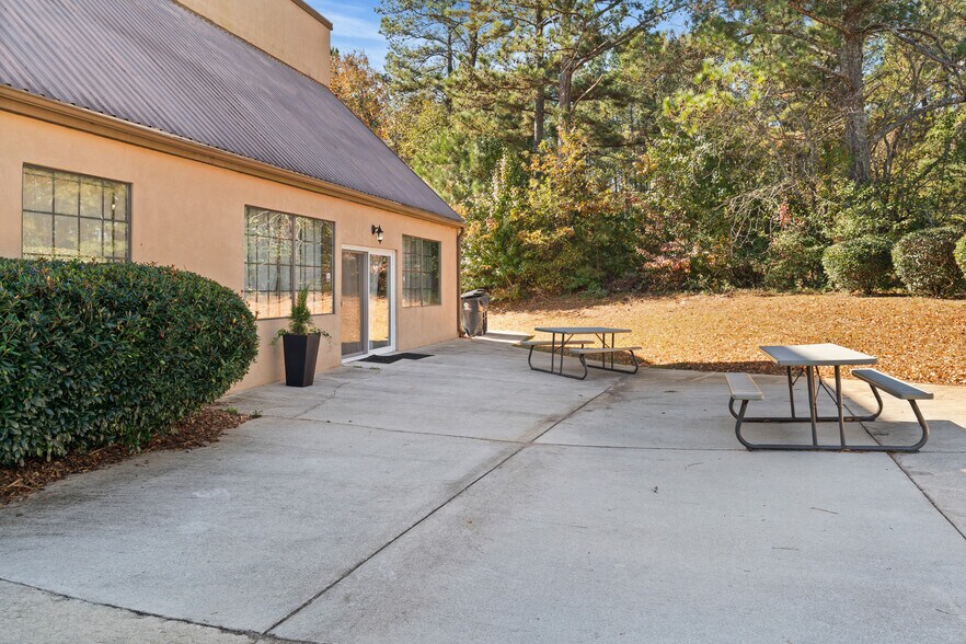 3057 Walt Stephens Rd, Jonesboro, GA à vendre - Photo du bâtiment - Image 3 de 56