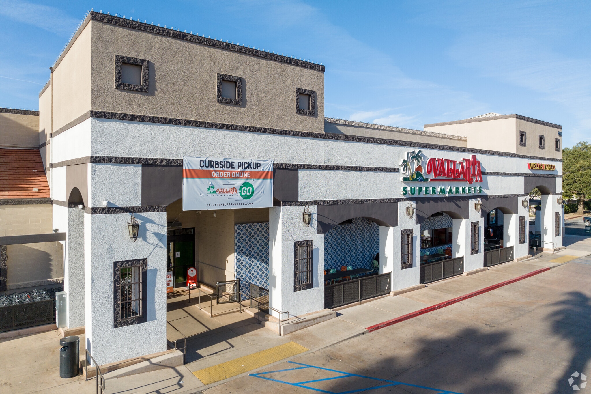 615 N Fair Oaks Ave, Pasadena, CA for lease Primary Photo- Image 1 of 7