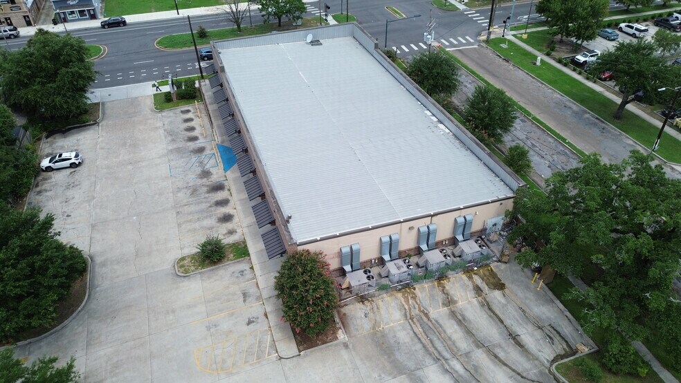 230 N Broad St, New Orleans, LA à louer - Aérien - Image 3 de 11