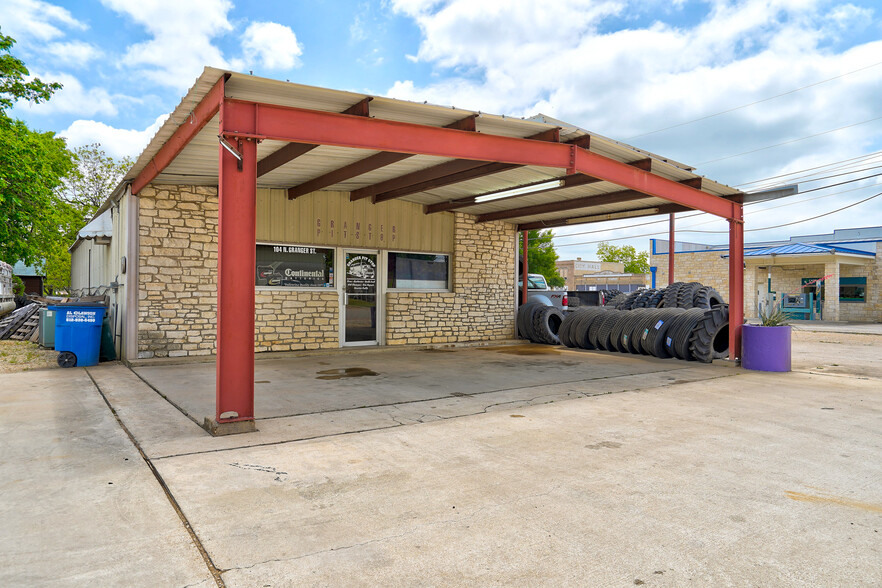 104 Granger st, Granger, TX for sale - Building Photo - Image 1 of 1