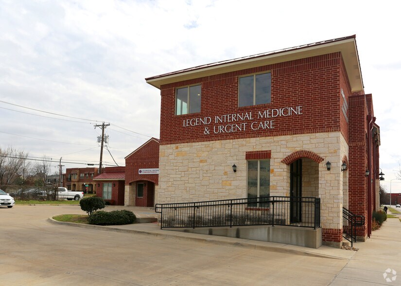 609 Hemphill St, Fort Worth, TX à louer - Photo du bâtiment - Image 3 de 4