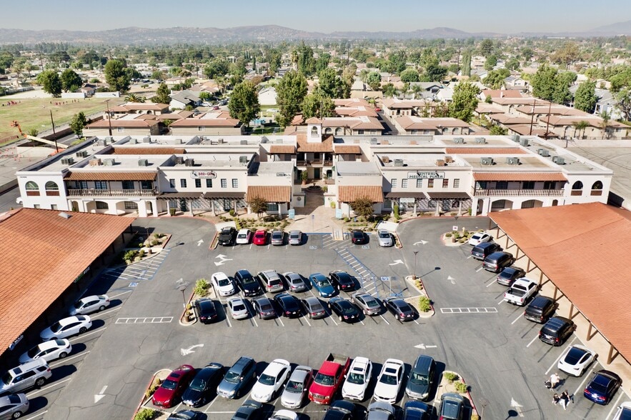 12598 Central Ave, Chino, CA for lease - Building Photo - Image 2 of 27