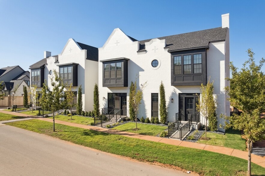 18835 Selah Way, Norman, OK for lease - Interior Photo - Image 1 of 7