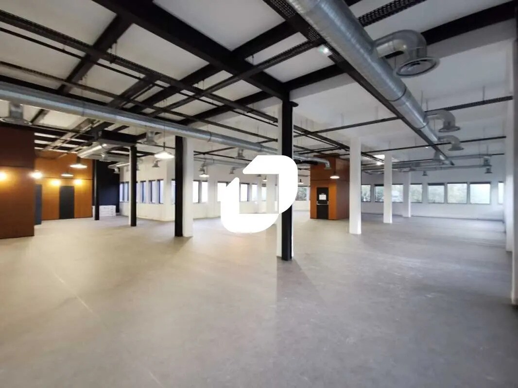 Office in Malakoff for sale Interior Photo- Image 1 of 9