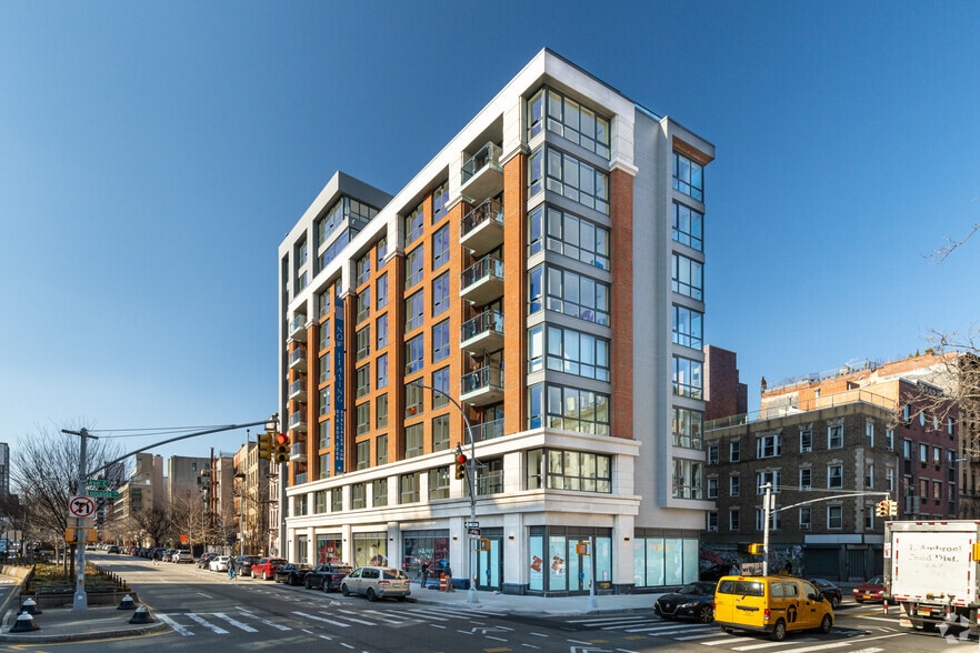 350 E Houston St, New York, NY for lease - Building Photo - Image 2 of 26