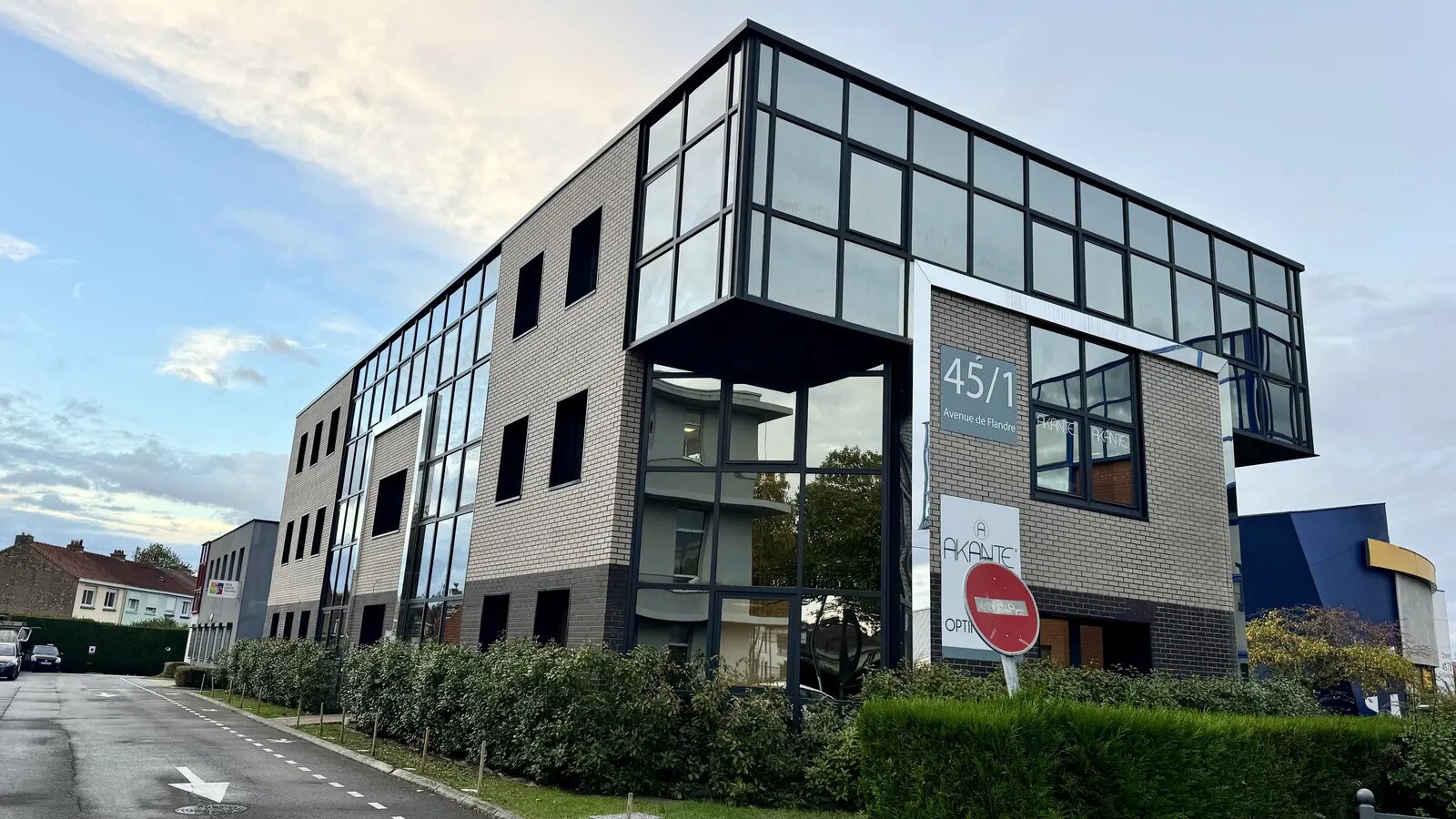 45 1 Avenue De Flandre, Wasquehal à vendre Photo du bâtiment- Image 1 de 16