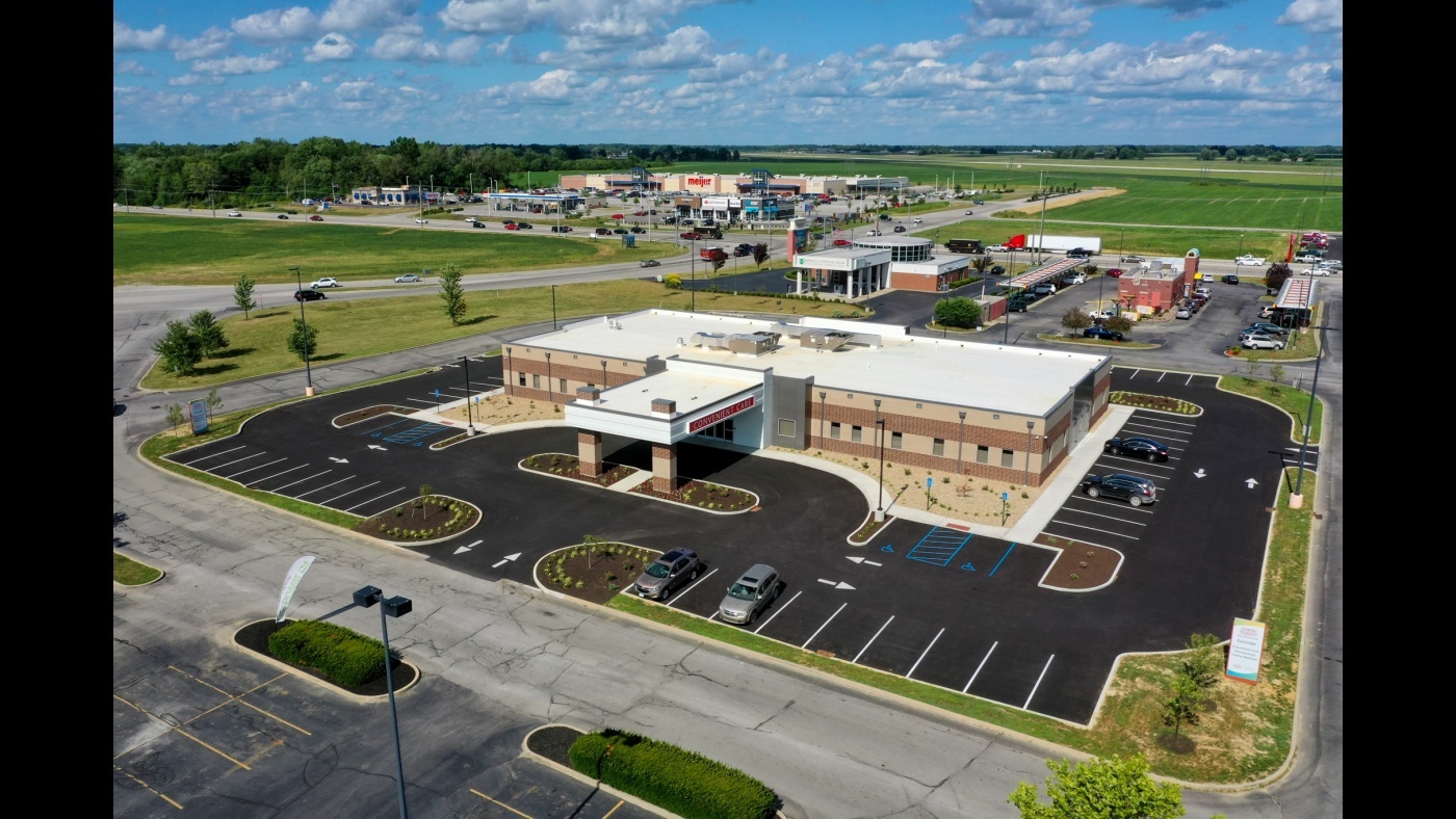 2133 S State Road 46, Terre Haute, IN à vendre Photo principale- Image 1 de 1