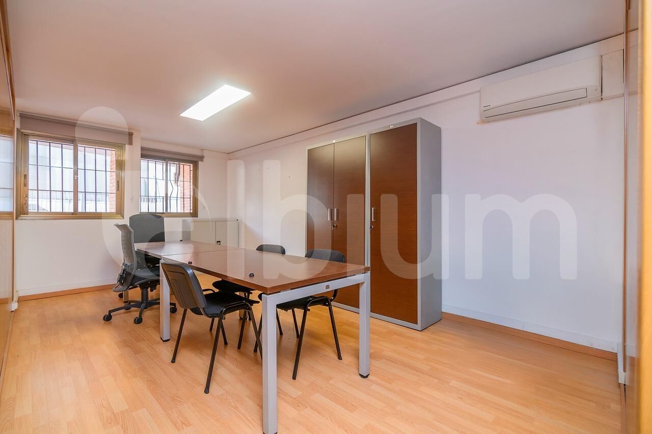 Barcelone, BAR 08029 - Unité - -  - Photo intérieure - Image 1 of 44