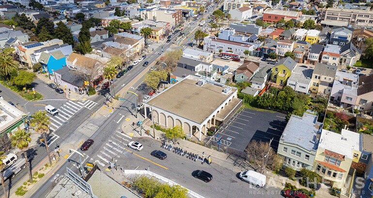 4947 3rd St, San Francisco, CA à louer - Photo du bâtiment - Image 2 de 8