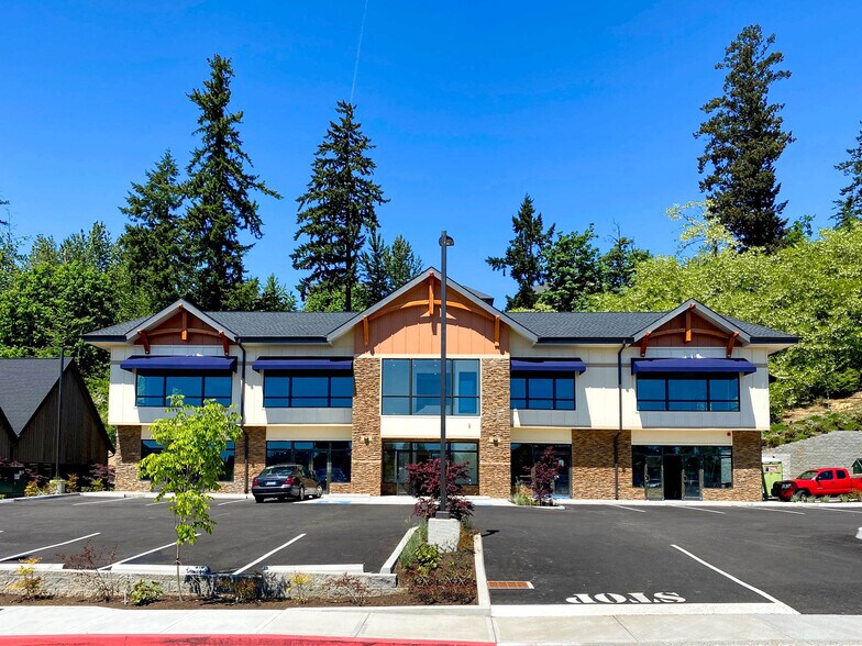 13327 SE Misty Dr, Happy Valley, OR à louer - Photo du bâtiment - Image 2 de 3