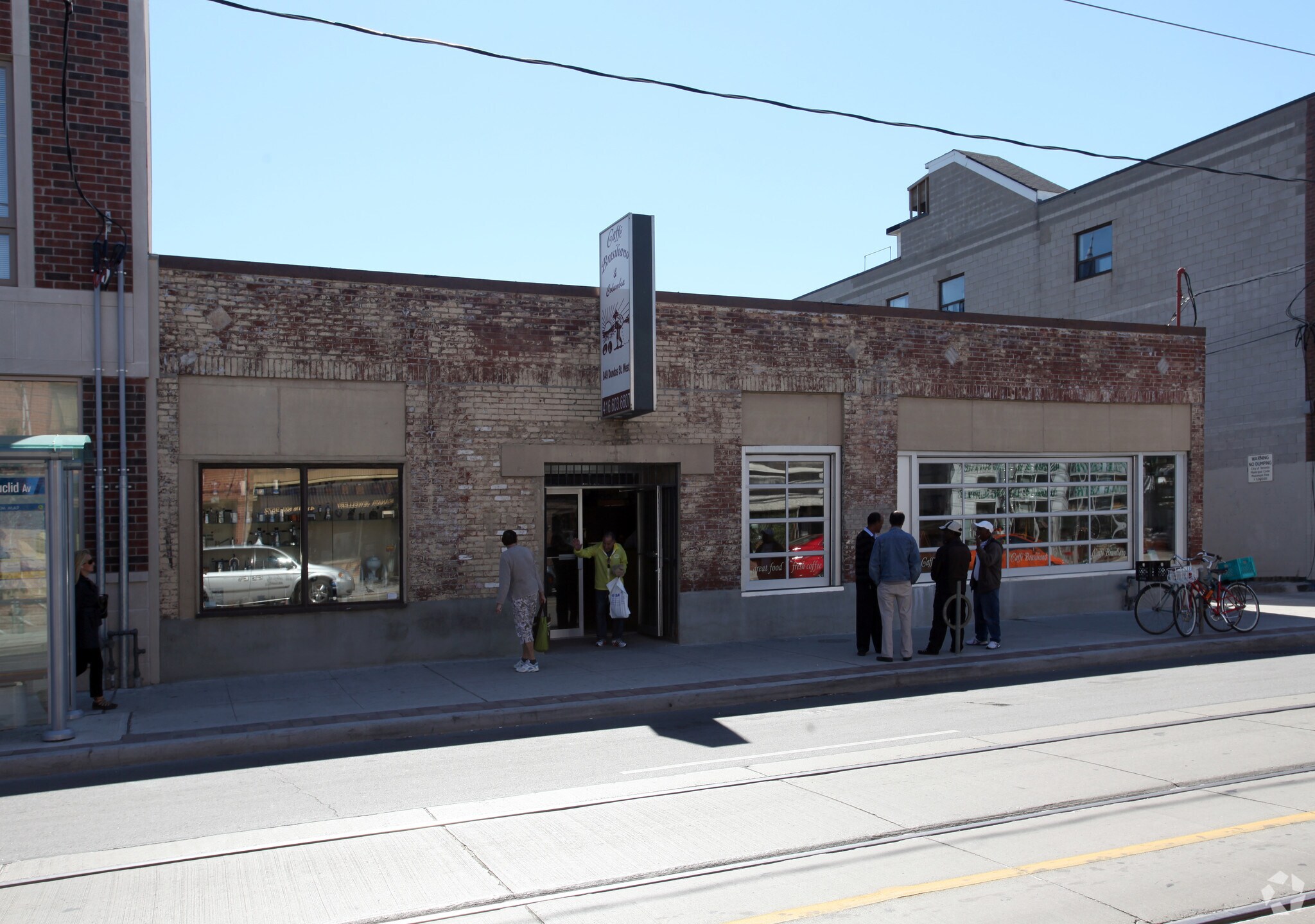 849 Dundas St W, Toronto, ON à vendre Photo principale- Image 1 de 1