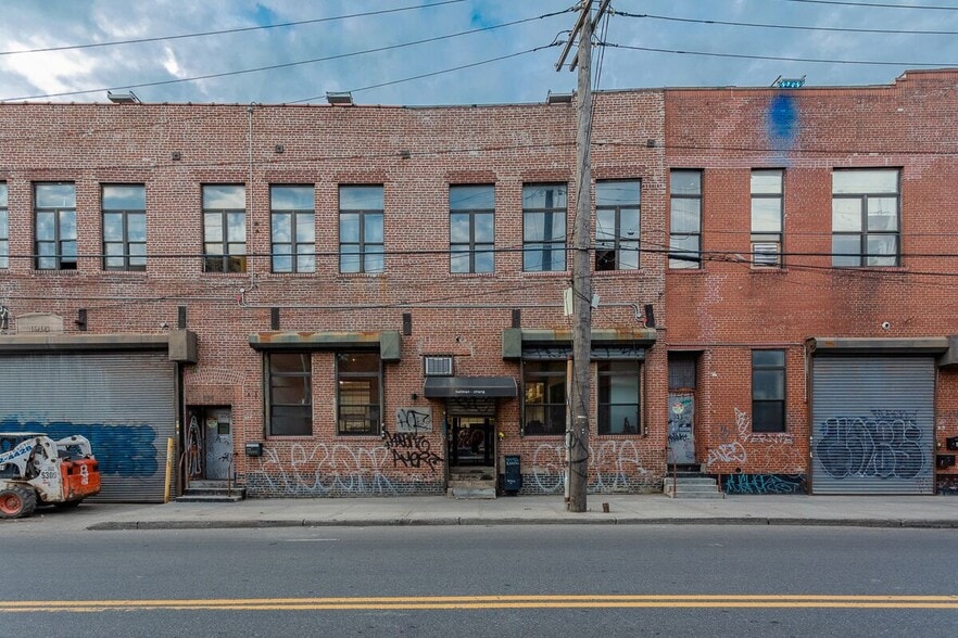 503-517 Johnson Ave, Brooklyn, NY for lease - Building Photo - Image 3 of 8