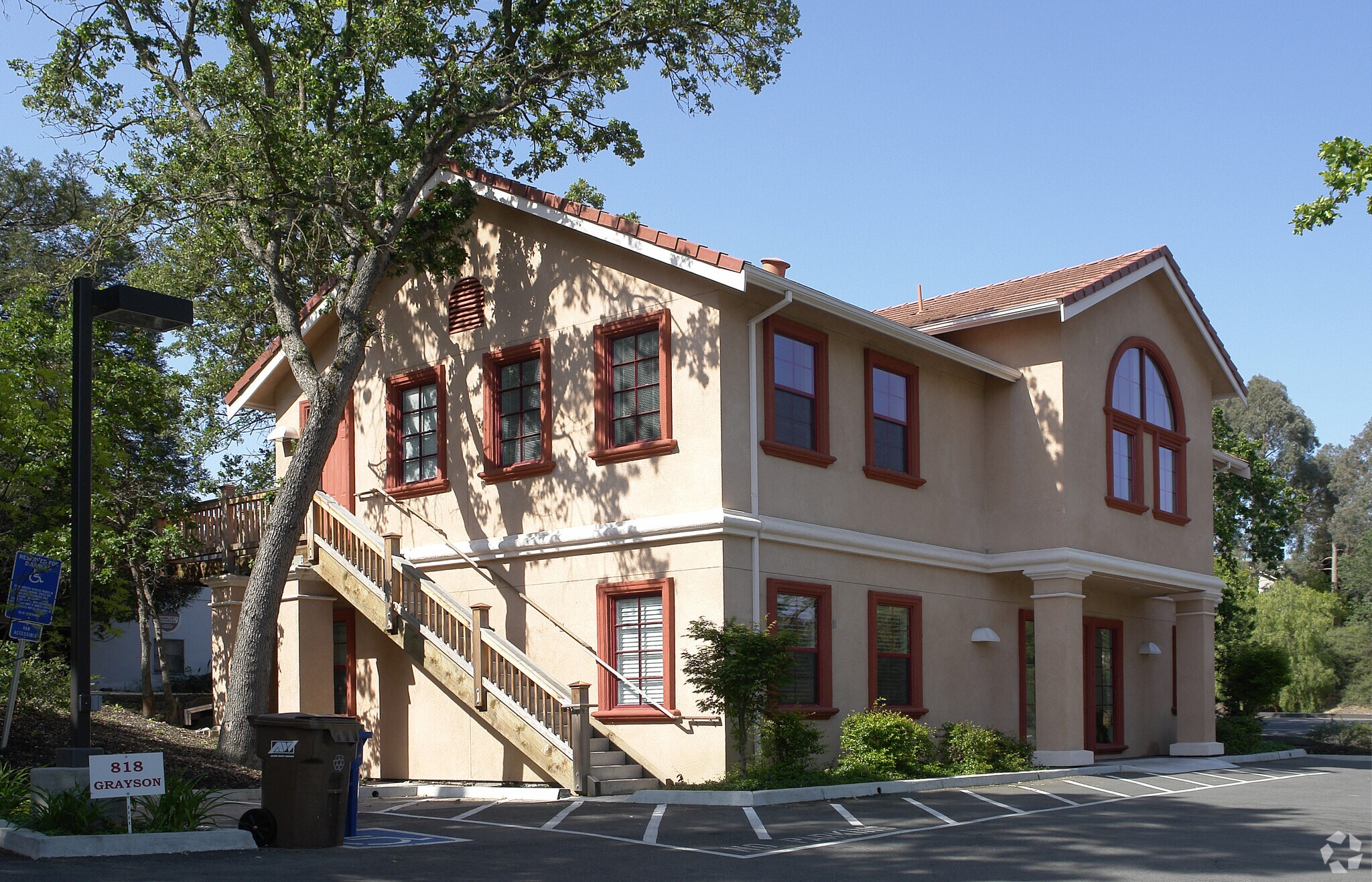 818 Grayson St, Pleasant Hill, CA for lease Primary Photo- Image 1 of 5