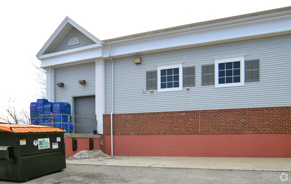 238 Hooker Ave, Poughkeepsie, NY for lease - Building Photo - Image 3 of 3