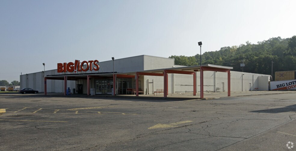 2250-2600 Dixie Hwy, Hamilton, OH à louer - Photo du bâtiment - Image 2 de 10