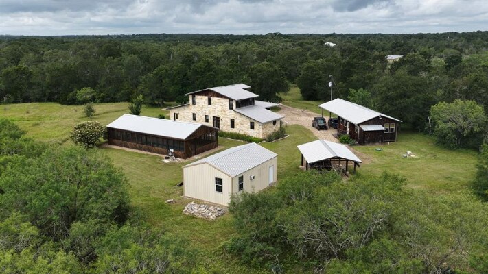 TBD FM 535, Red Rock, TX à vendre - Photo du bâtiment - Image 2 de 40