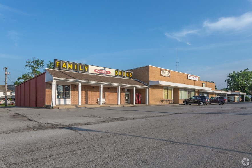 101-120 S Main St, Columbiana, OH for sale - Primary Photo - Image 1 of 1